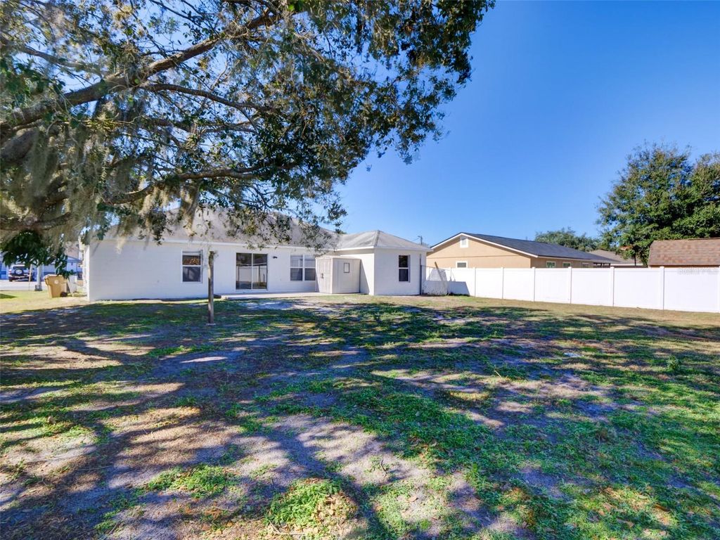 Image 31 of property listing at 709 DEL PRADO DRIVE, Kissimmee, FL 34758