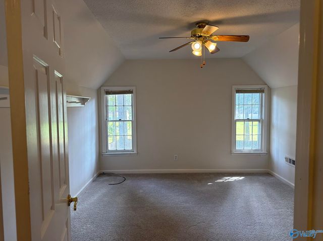4706 Pineywood Drive, Decatur, AL 35603