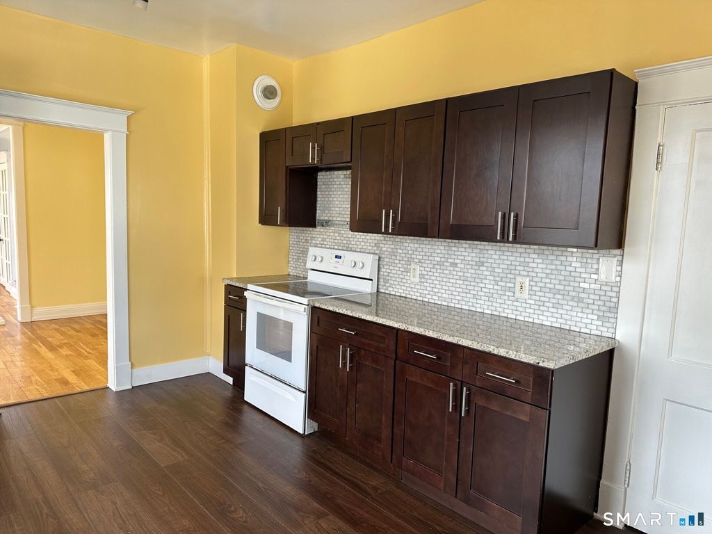 20 Taylor Street, Torrington, CT 06790