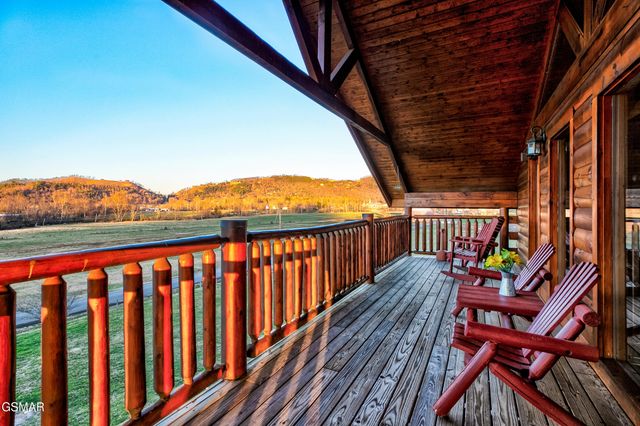 2466 Bryan Road, Sevierville, TN 37862