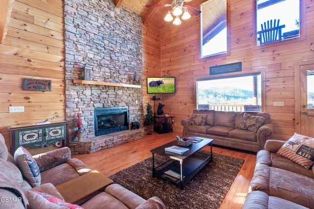 2466 Bryan Road, Sevierville, TN 37862