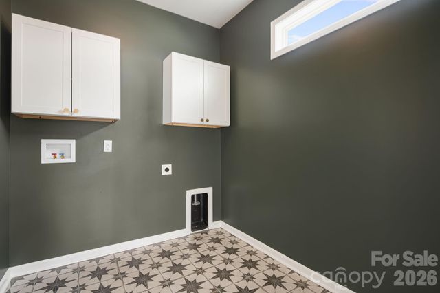 190 Water Leaf Drive, Weaverville, NC 28787