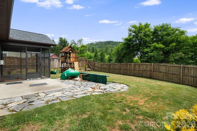 190 Water Leaf Drive, Weaverville, NC 28787