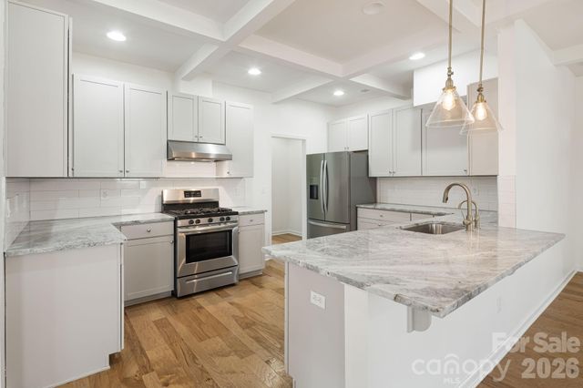 190 Water Leaf Drive, Weaverville, NC 28787