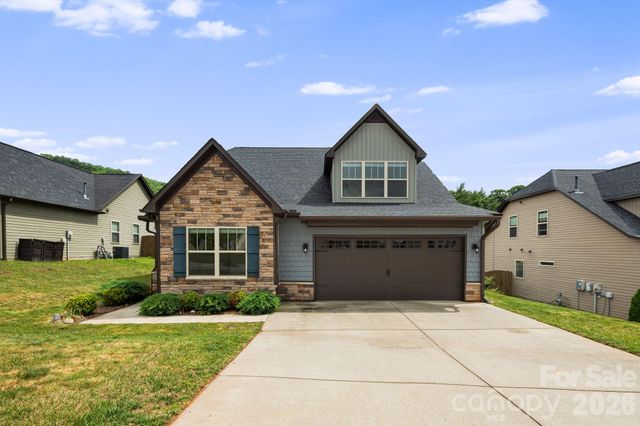 190 Water Leaf Drive, Weaverville, NC 28787