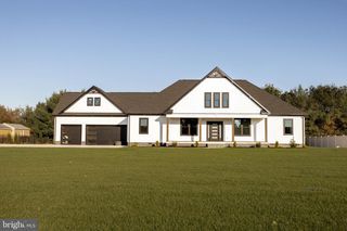 5692 KING STUART DR, Salisbury, MD 21801