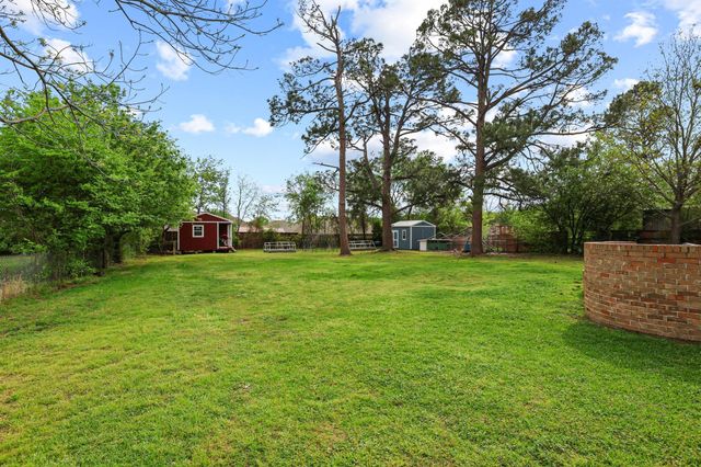 416 4th Street, Whitesboro, TX 76273