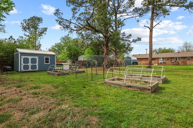 416 4th Street, Whitesboro, TX 76273