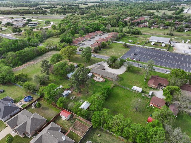 416 4th Street, Whitesboro, TX 76273