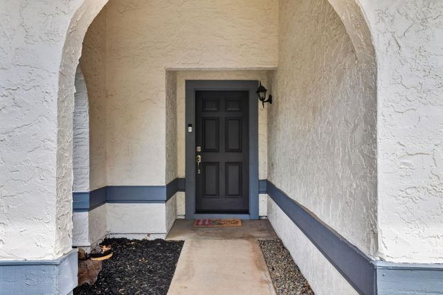 1570 Klamath River Dr, Rancho Cordova, CA 95670