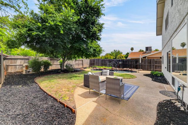 1570 Klamath River Dr, Rancho Cordova, CA 95670