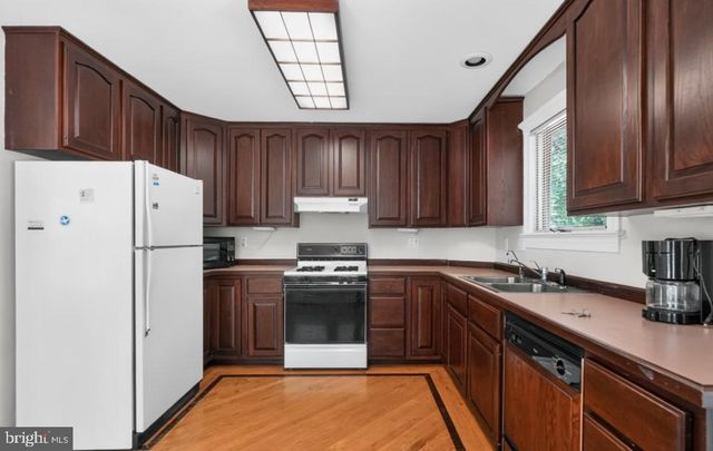 400 N WEST ST, Alexandria, VA 22314