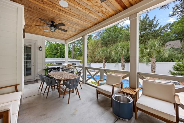 407 68th Ave. N, Myrtle Beach, SC 29572