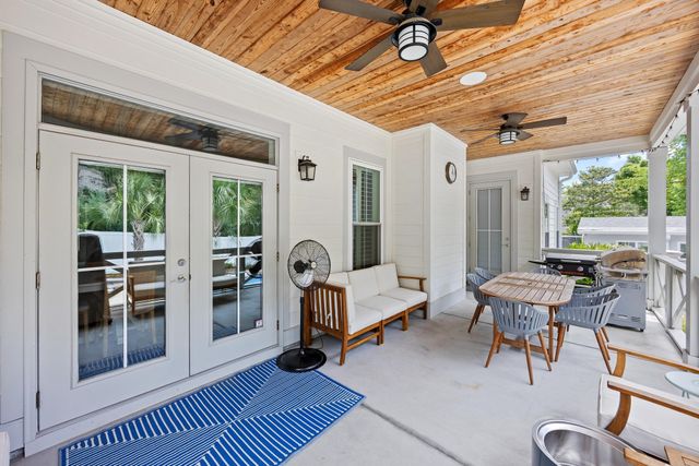 407 68th Ave. N, Myrtle Beach, SC 29572