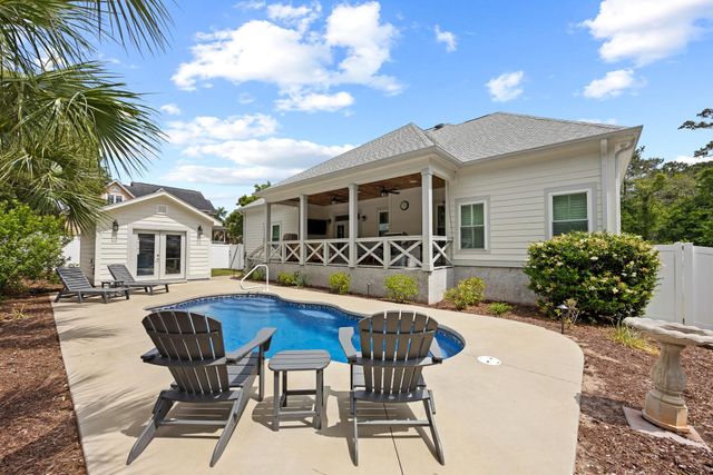 407 68th Ave. N, Myrtle Beach, SC 29572