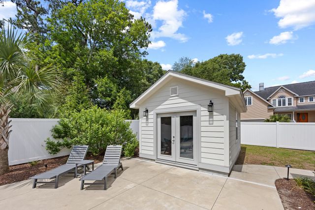 407 68th Ave. N, Myrtle Beach, SC 29572