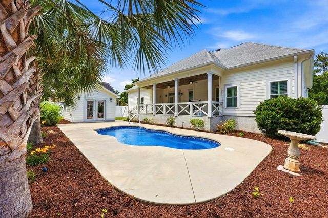 407 68th Ave. N, Myrtle Beach, SC 29572