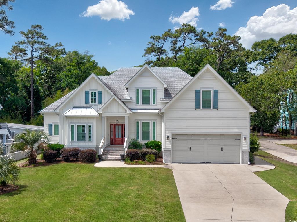 407 68th Ave. N, Myrtle Beach, SC 29572