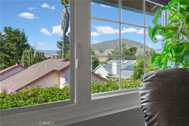 844 Escuela Court, San Luis Obispo, CA 93405