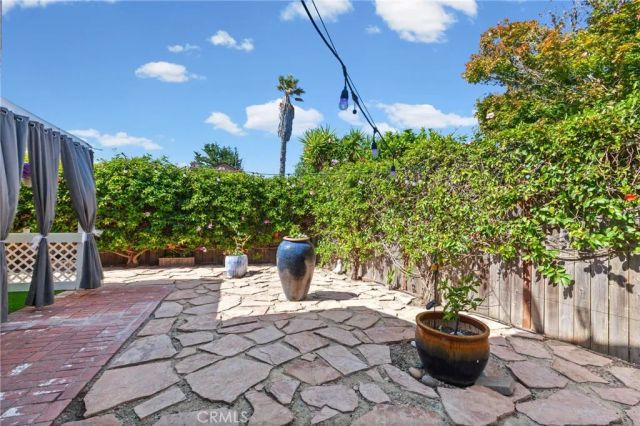 844 Escuela Court, San Luis Obispo, CA 93405