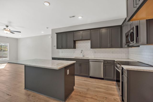 1789 Cotton Way, Chattanooga, TN 37404