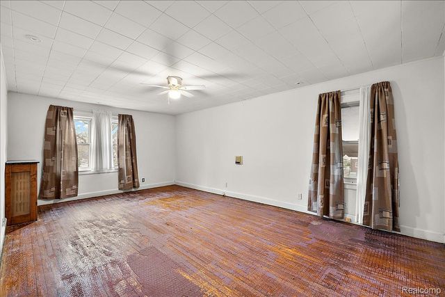 1205 Harvard Road, Grosse Pointe Park, MI 48230