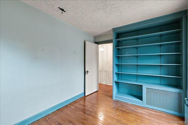 1205 Harvard Road, Grosse Pointe Park, MI 48230