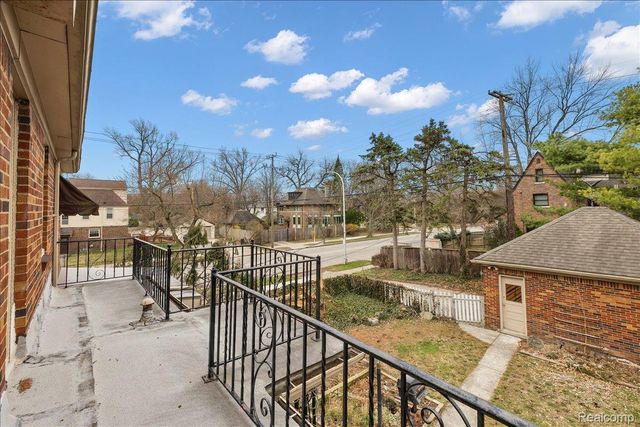 1205 Harvard Road, Grosse Pointe Park, MI 48230