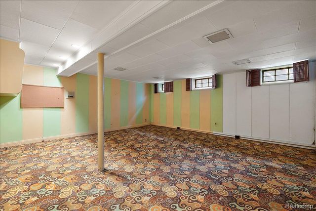 1205 Harvard Road, Grosse Pointe Park, MI 48230