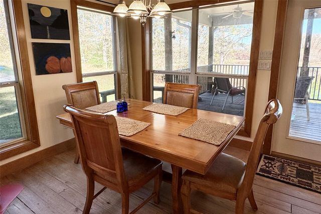 55 Lake Road, Riverside, TX 77320