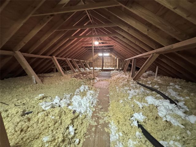 55 Lake Road, Riverside, TX 77320