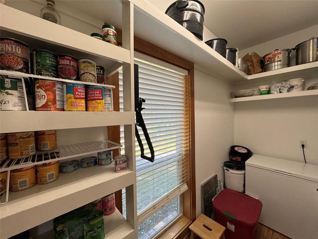 55 Lake Road, Riverside, TX 77320