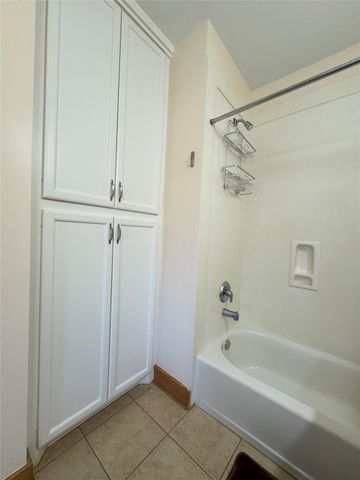 55 Lake Road, Riverside, TX 77320