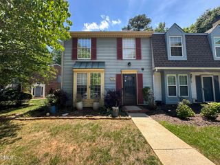 108 E Chalfont Way, Cary, NC 27513