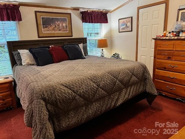 70 Pastoral Way, Hendersonville, NC 28739