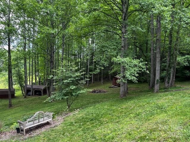 70 Pastoral Way, Hendersonville, NC 28739