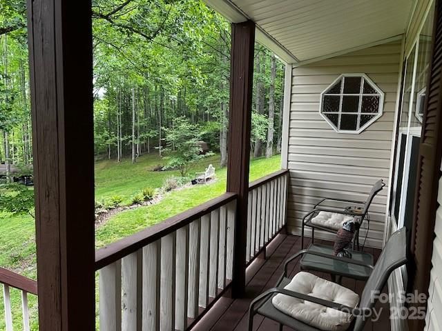 70 Pastoral Way, Hendersonville, NC 28739
