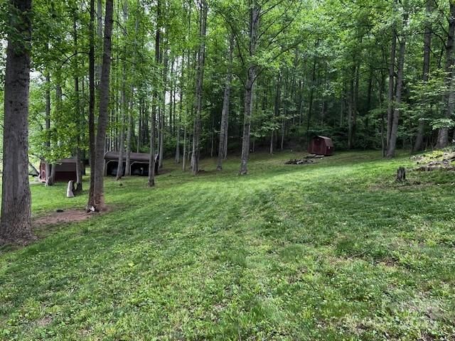 70 Pastoral Way, Hendersonville, NC 28739