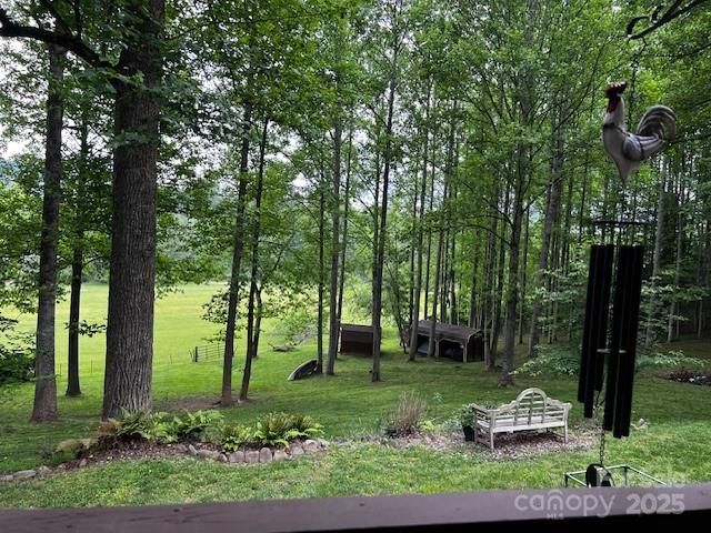 70 Pastoral Way, Hendersonville, NC 28739