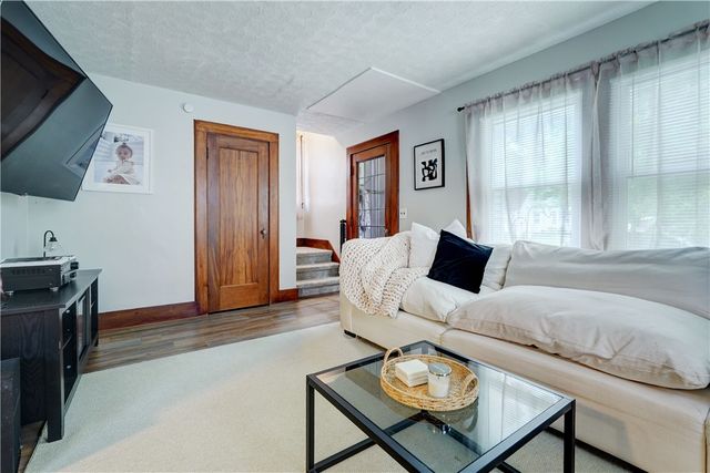 22 Ross Street, Rochester, NY 14615