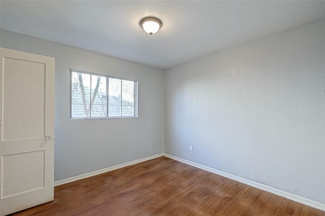 5322 Westover Street, Houston, TX 77033