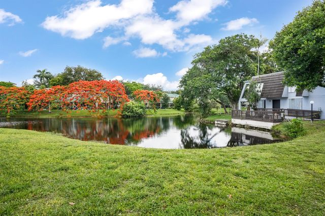 407 N University Drive, Plantation, FL 33324