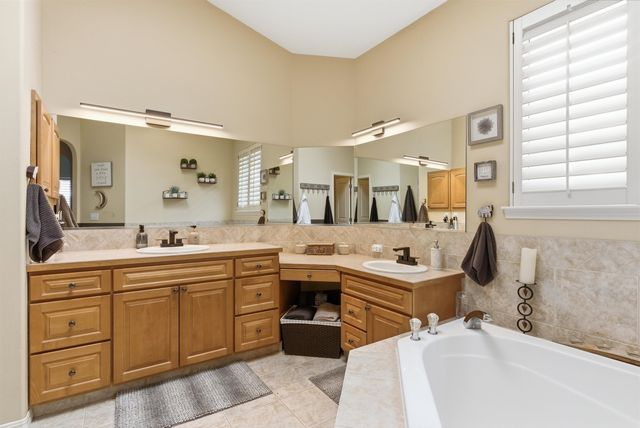 7103 S Moran View St, Spokane, WA 99224