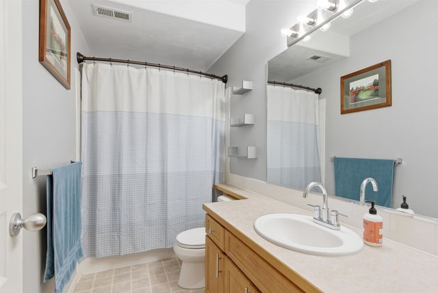 7103 S Moran View St, Spokane, WA 99224