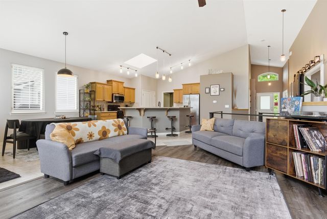 7103 S Moran View St, Spokane, WA 99224