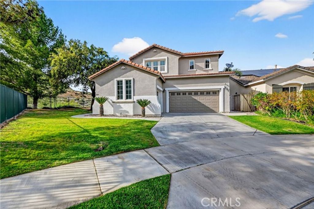 31860 Willow Wood Court, Lake Elsinore, CA 92532