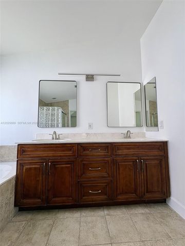 13231 NW 12th St, Pembroke Pines, FL 33028