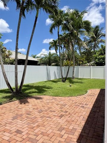 13231 NW 12th St, Pembroke Pines, FL 33028
