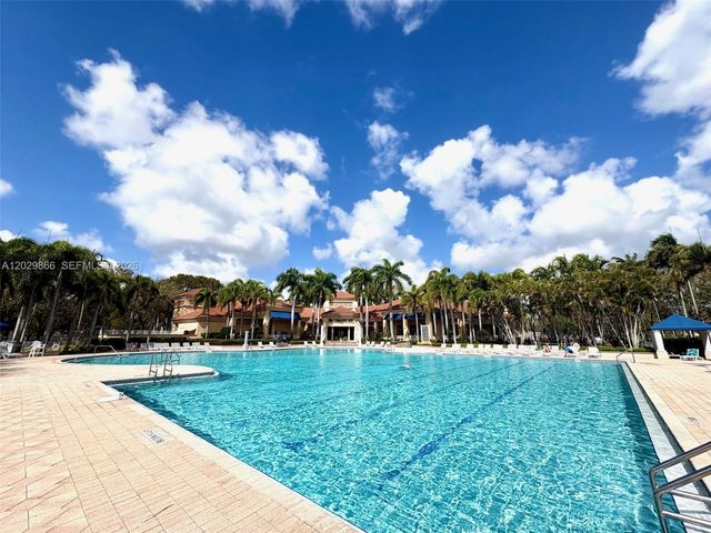 13231 NW 12th St, Pembroke Pines, FL 33028