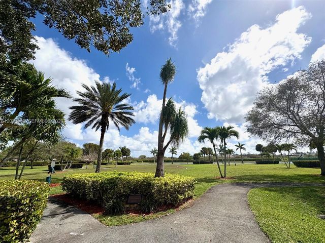 13231 NW 12th St, Pembroke Pines, FL 33028
